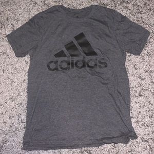 Adidas T-Shirt